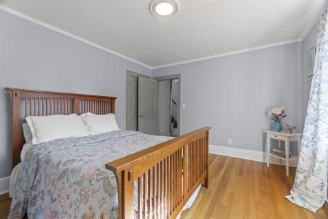 165 Plant Street New London CT 06320