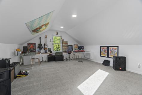 165 Plant Street New London CT 06320