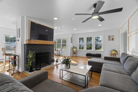 165 Plant Street New London CT 06320