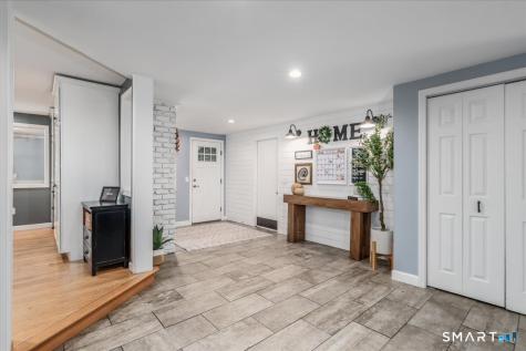 104 Pepper Tree Hill Lane Southbury CT 06488
