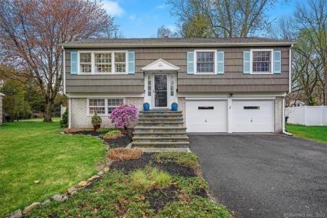 131 Sigwin Drive Fairfield CT 06824