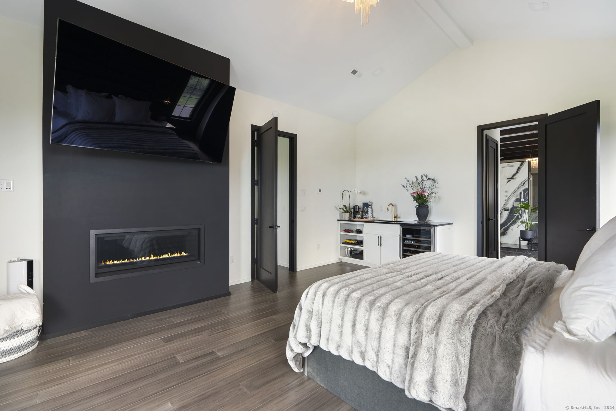 509 Cedar Ridge Drive Glastonbury CT 06033