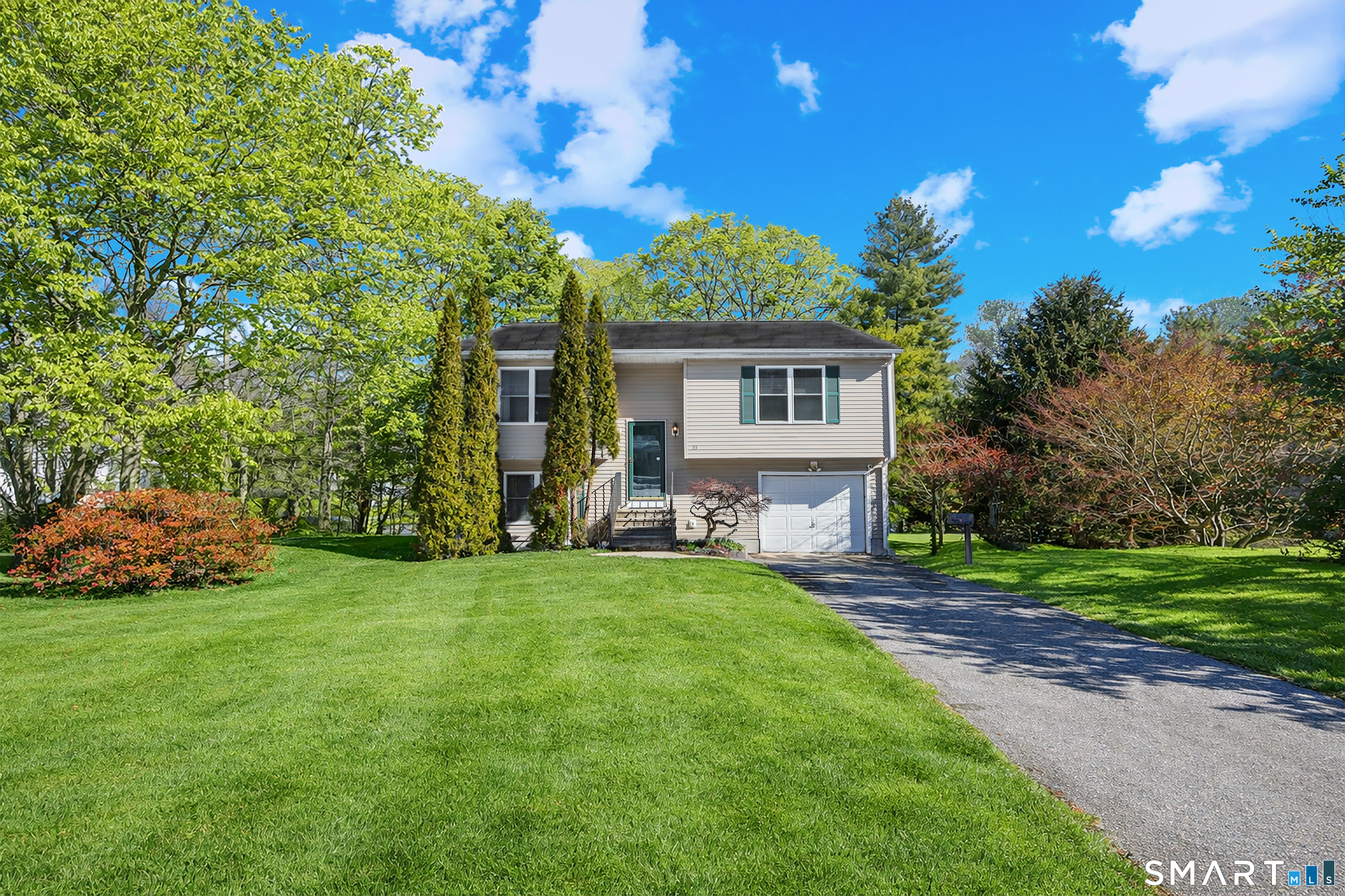 93 Pleasant View Drive Killingly CT 06241