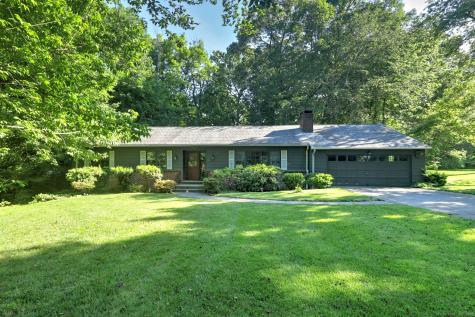 26 Brett Cliff Road Milford CT 06461