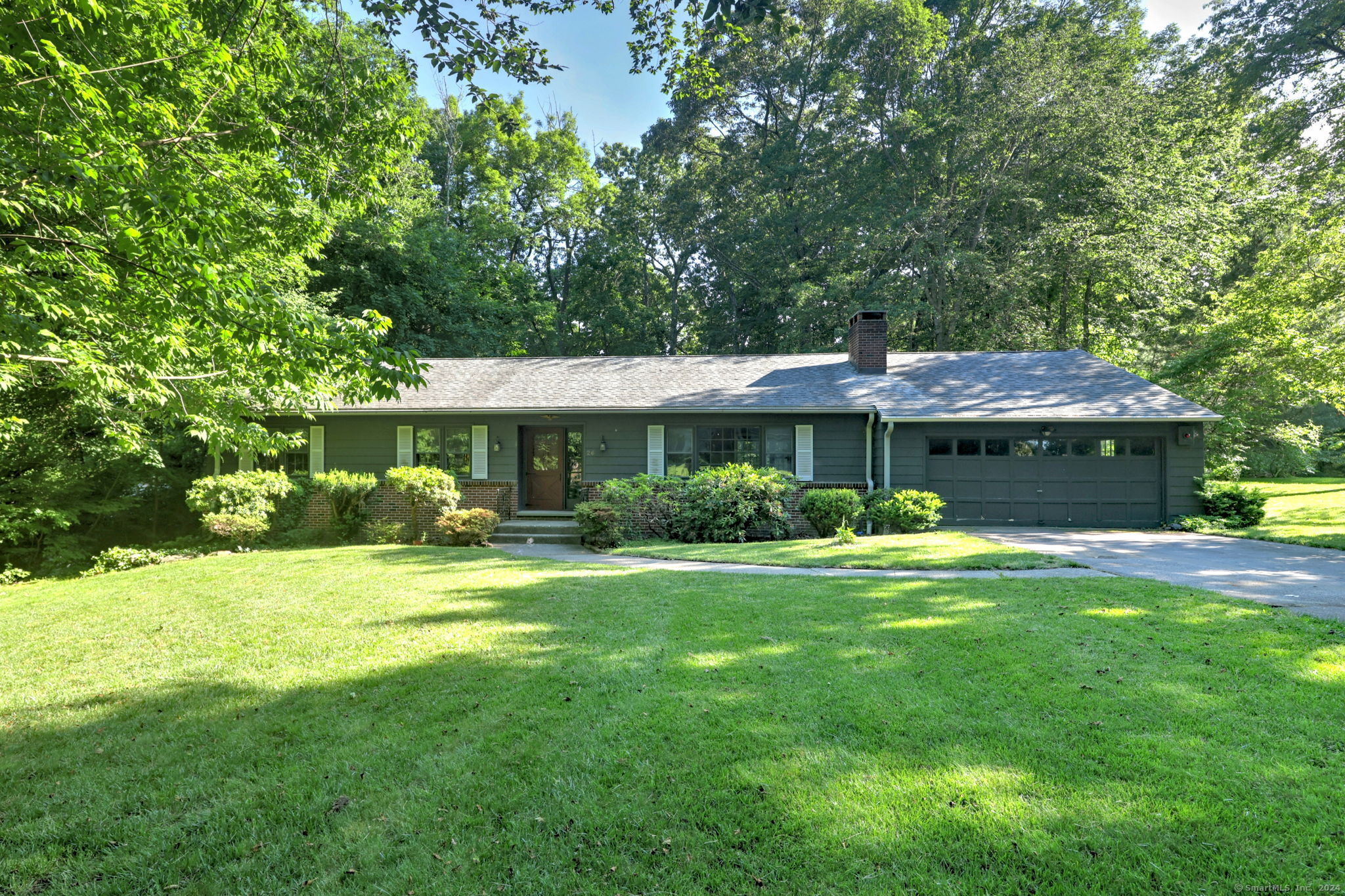 26 Brett Cliff Road Milford CT 06461