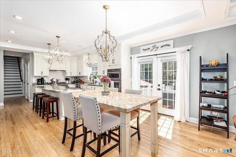 20 Bridle Path Trail Newtown CT 06470