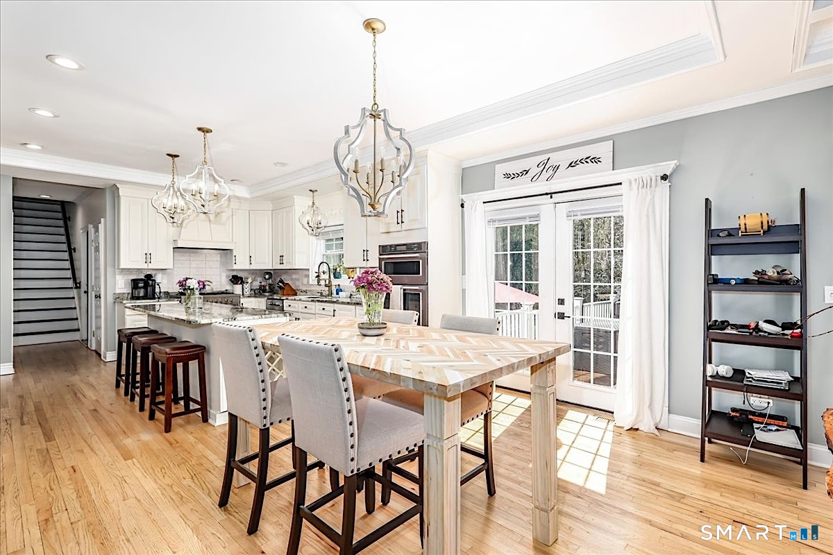 20 Bridle Path Trail Newtown CT 06470