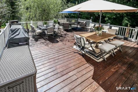 20 Bridle Path Trail Newtown CT 06470