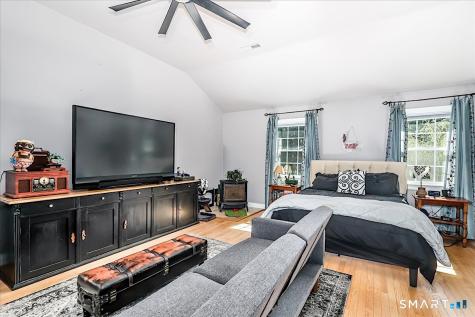 20 Bridle Path Trail Newtown CT 06470