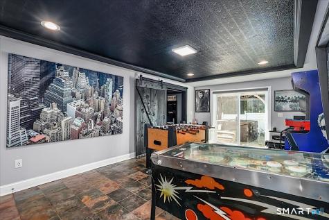20 Bridle Path Trail Newtown CT 06470