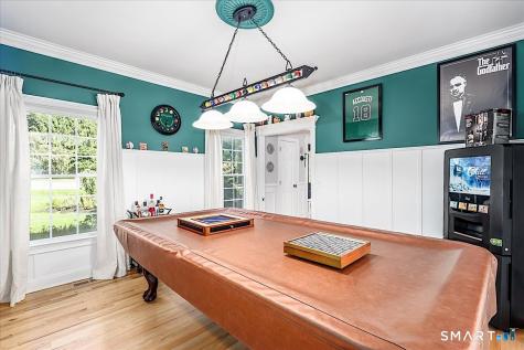 20 Bridle Path Trail Newtown CT 06470