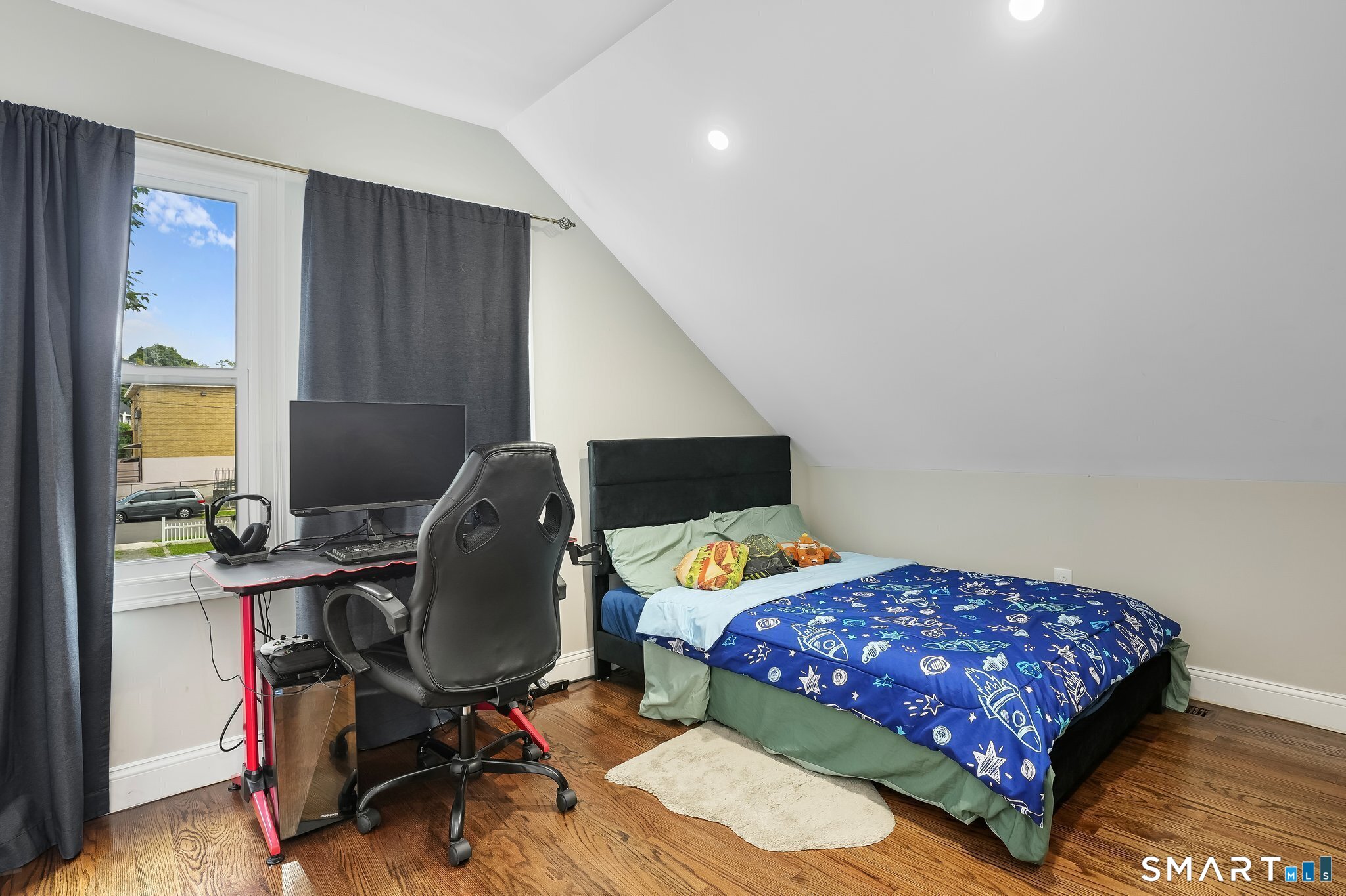 75 Hemlock Street Bridgeport CT 06605