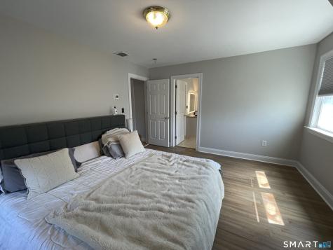 125 South End Road East Haven CT 06512