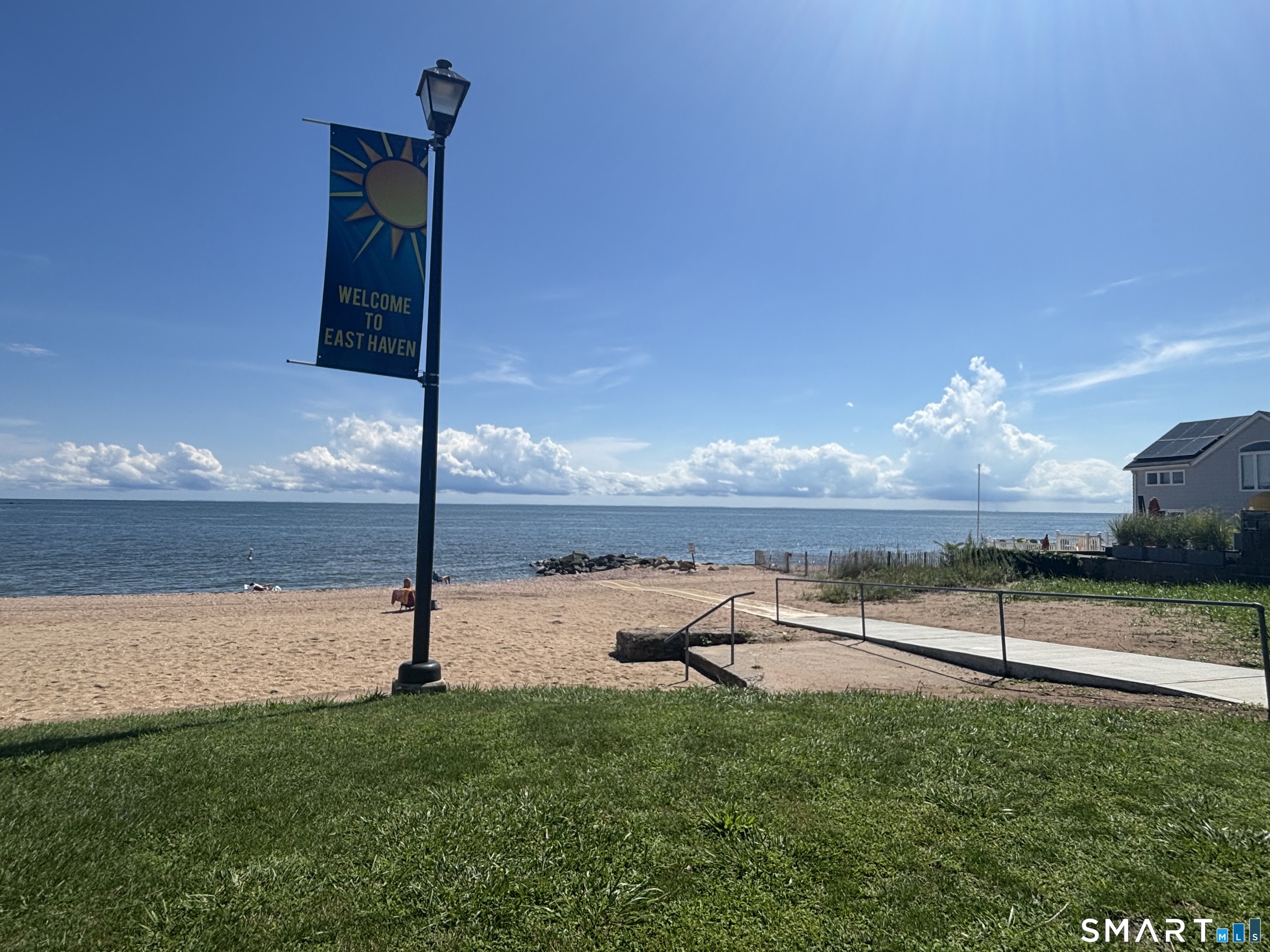125 South End Road East Haven CT 06512