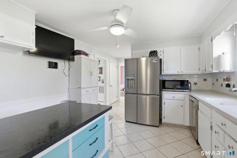 52 Briarwood Lane East Hartford CT 06118