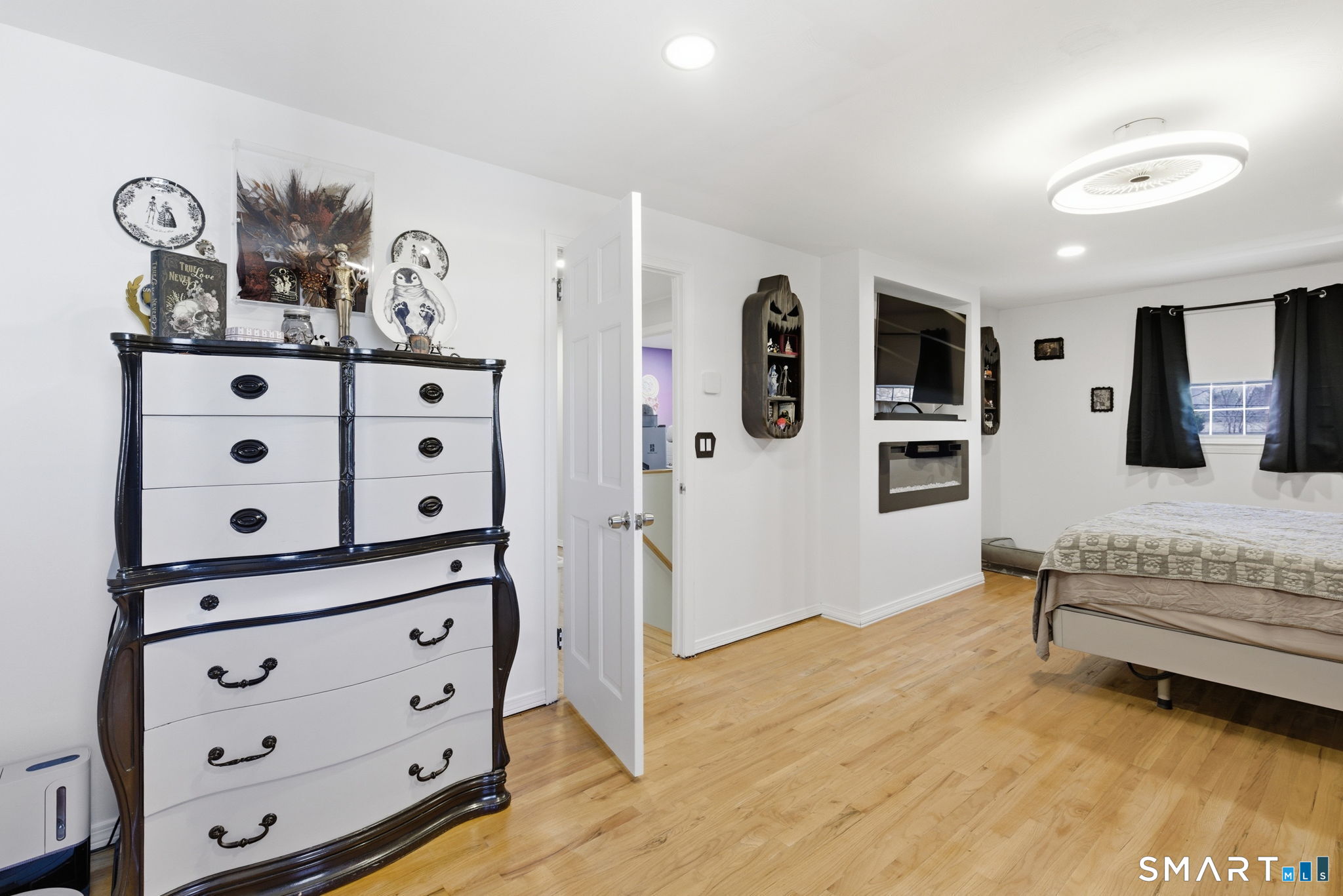 52 Briarwood Lane East Hartford CT 06118