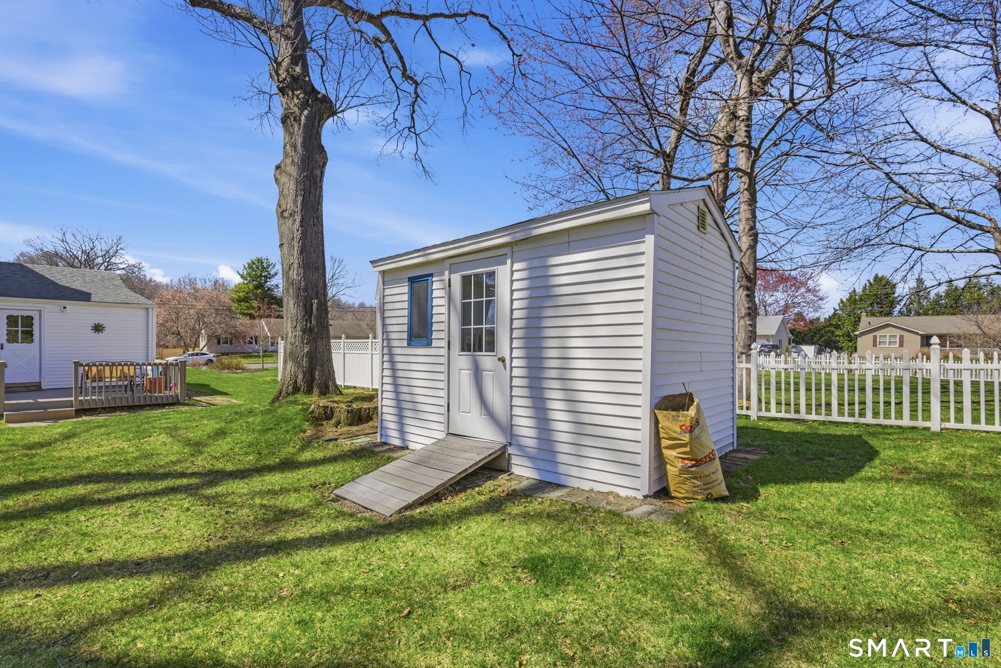 52 Briarwood Lane East Hartford CT 06118