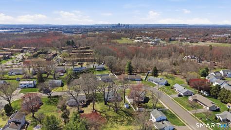 52 Briarwood Lane East Hartford CT 06118