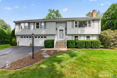 12 Syracuse Drive East Hartford CT 06108