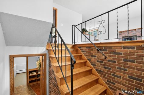 12 Syracuse Drive East Hartford CT 06108