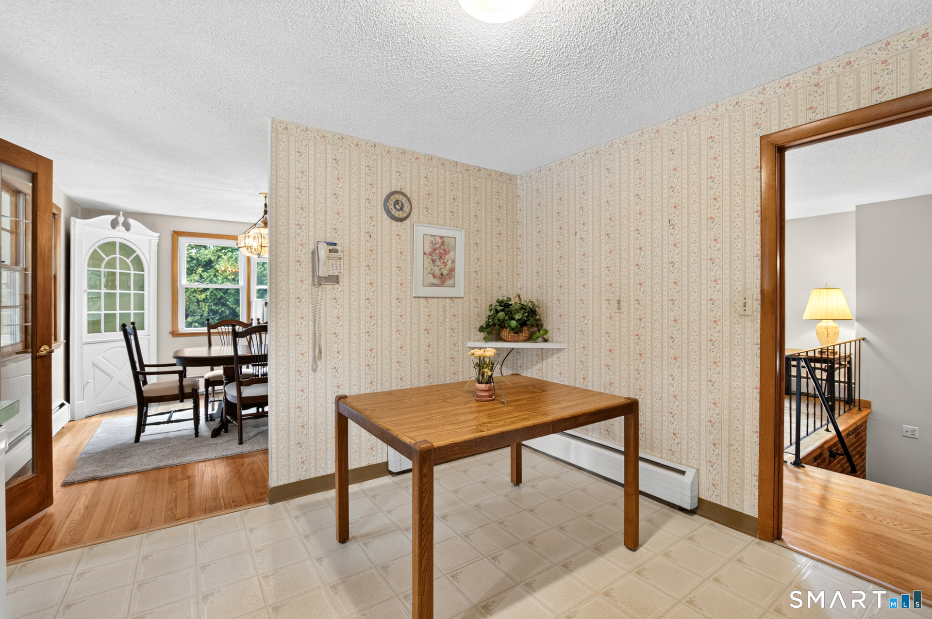 12 Syracuse Drive East Hartford CT 06108