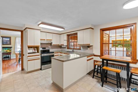 59 Rockledge Drive West Hartford CT 06107