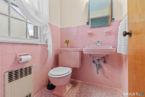 59 Rockledge Drive West Hartford CT 06107