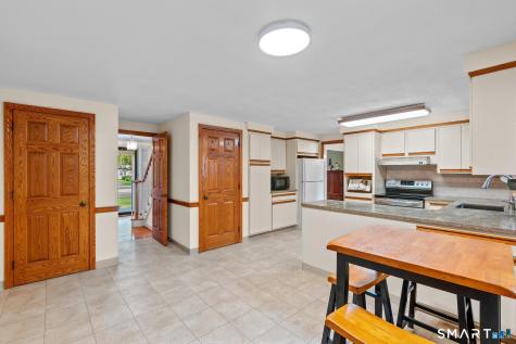 59 Rockledge Drive West Hartford CT 06107