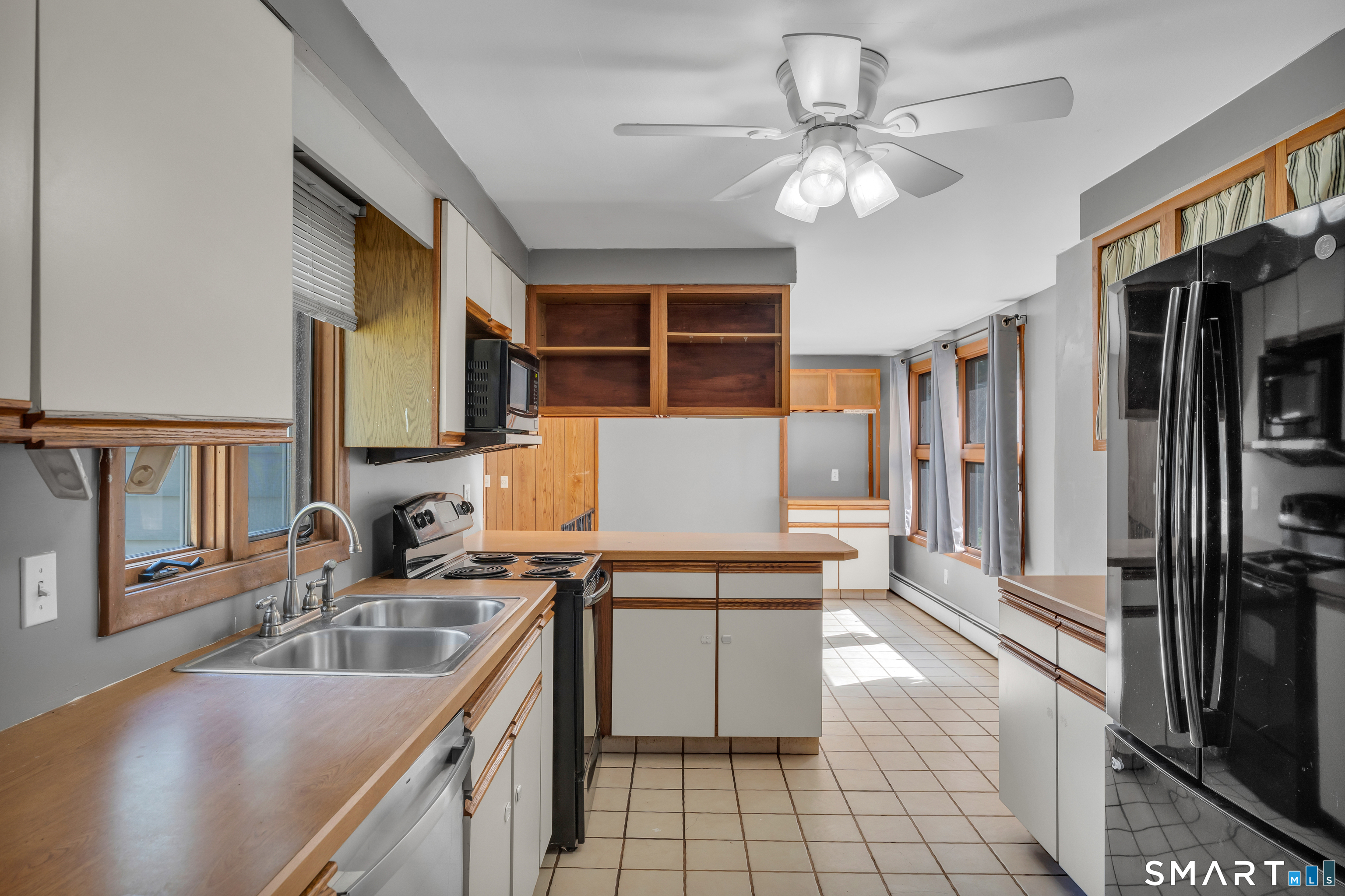 561 Old Colchester Road Montville CT 06382