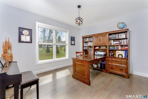 4B Turkey Roost Road Newtown CT 06482