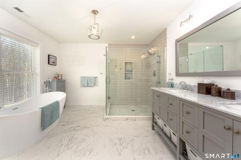 4B Turkey Roost Road Newtown CT 06482