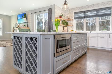 4B Turkey Roost Road Newtown CT 06482