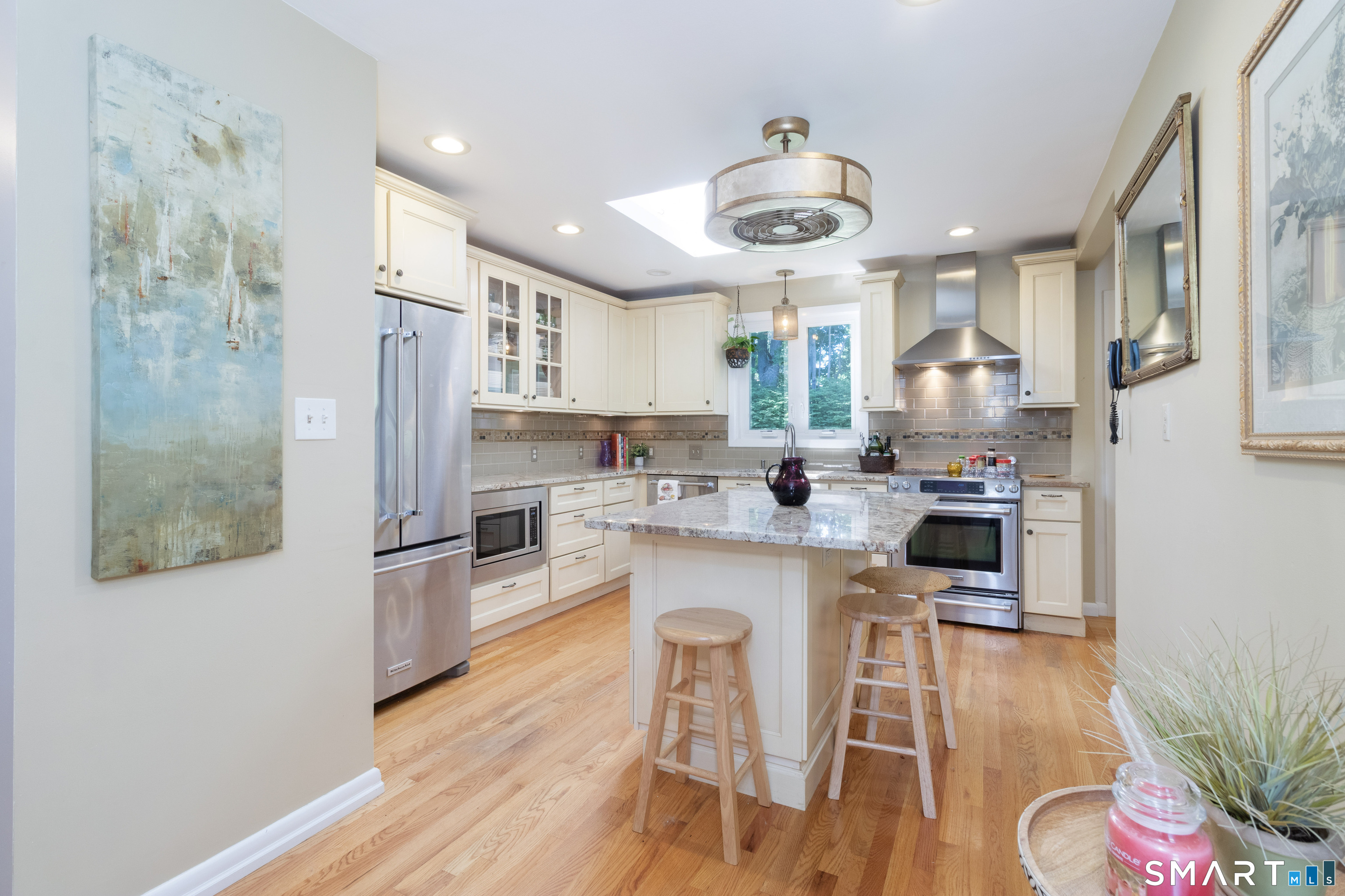 8 Glen Circle North Branford CT 06471