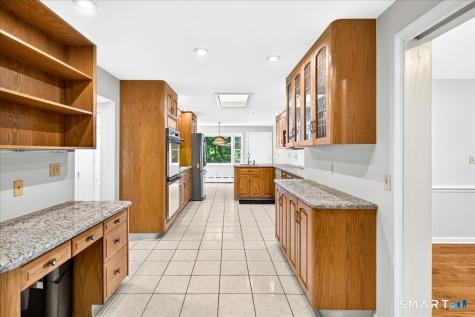 193 Dessa Drive Hamden CT 06517