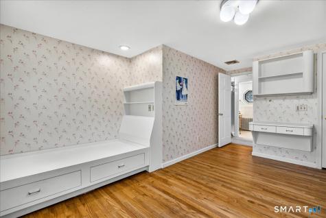 193 Dessa Drive Hamden CT 06517