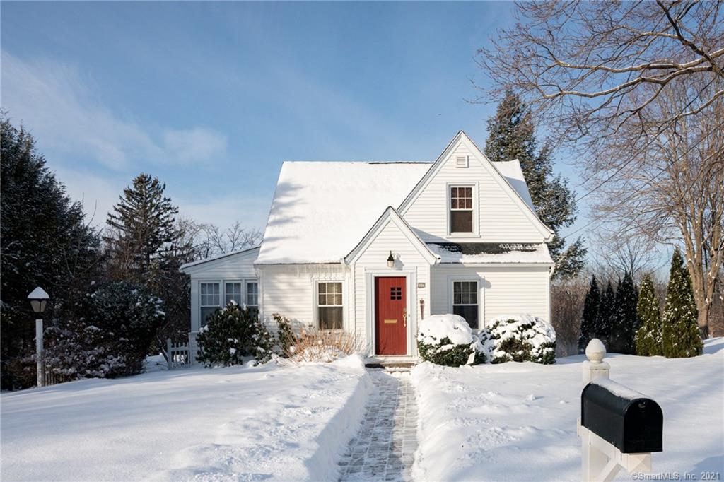 106 Yale Avenue Middlebury CT 06762