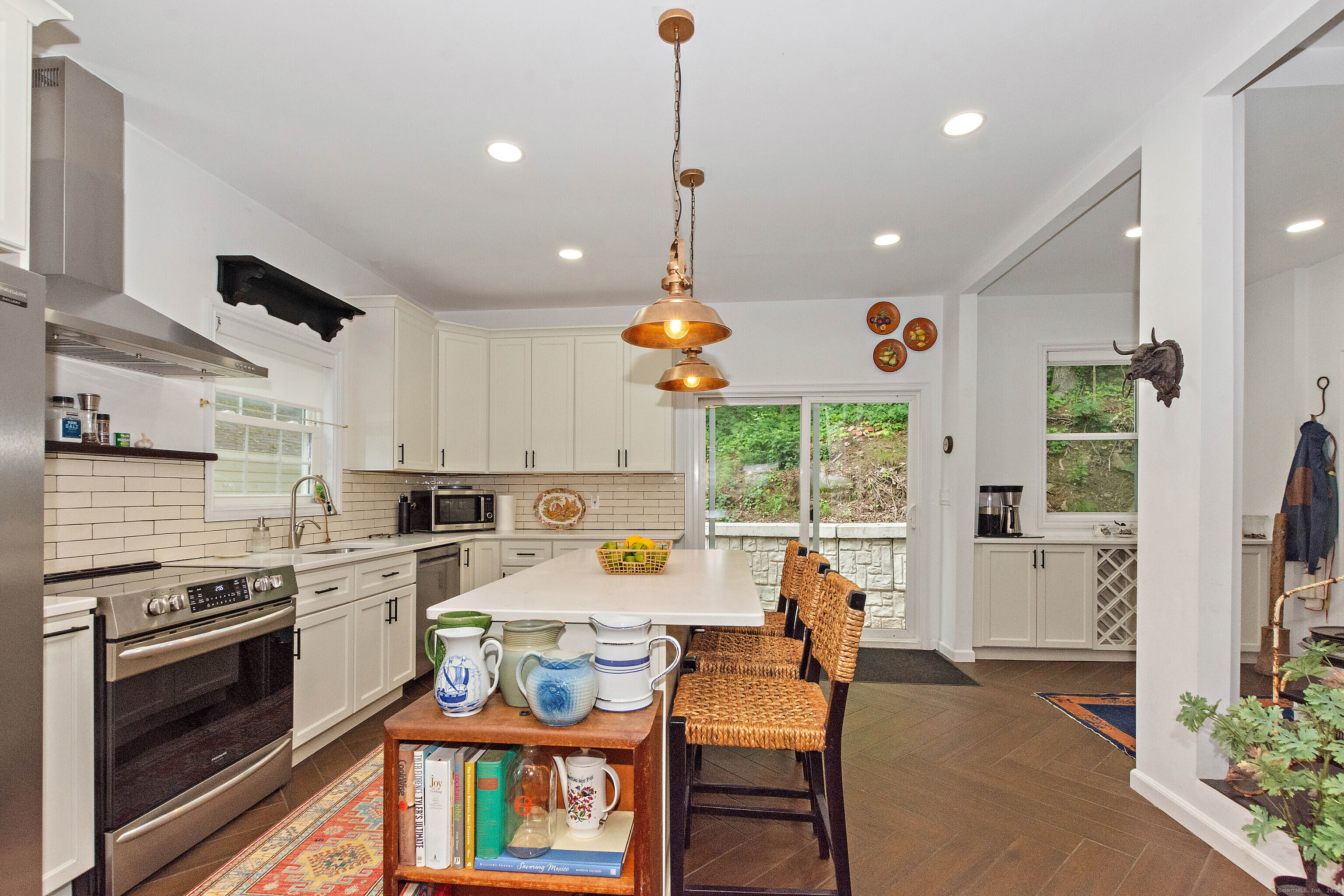 85 West Thames Street Norwich CT 06360