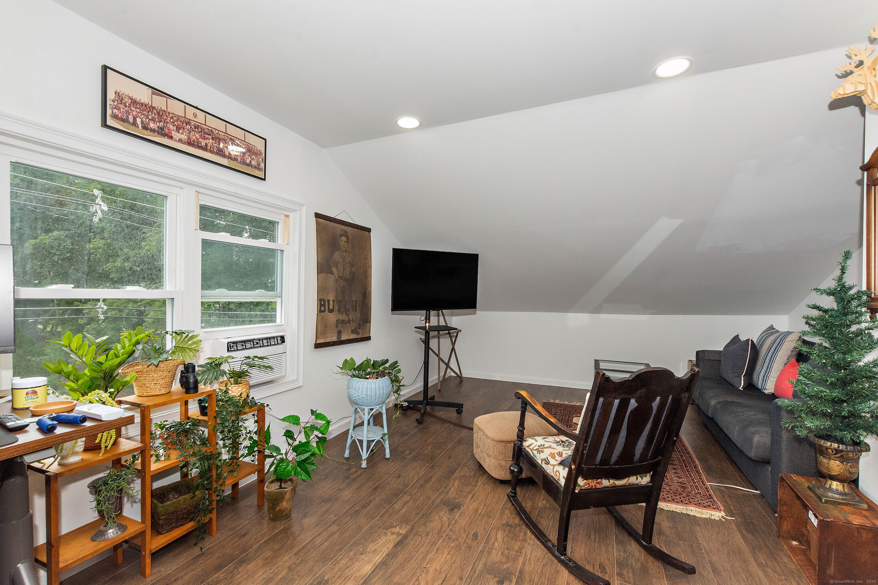 85 West Thames Street Norwich CT 06360