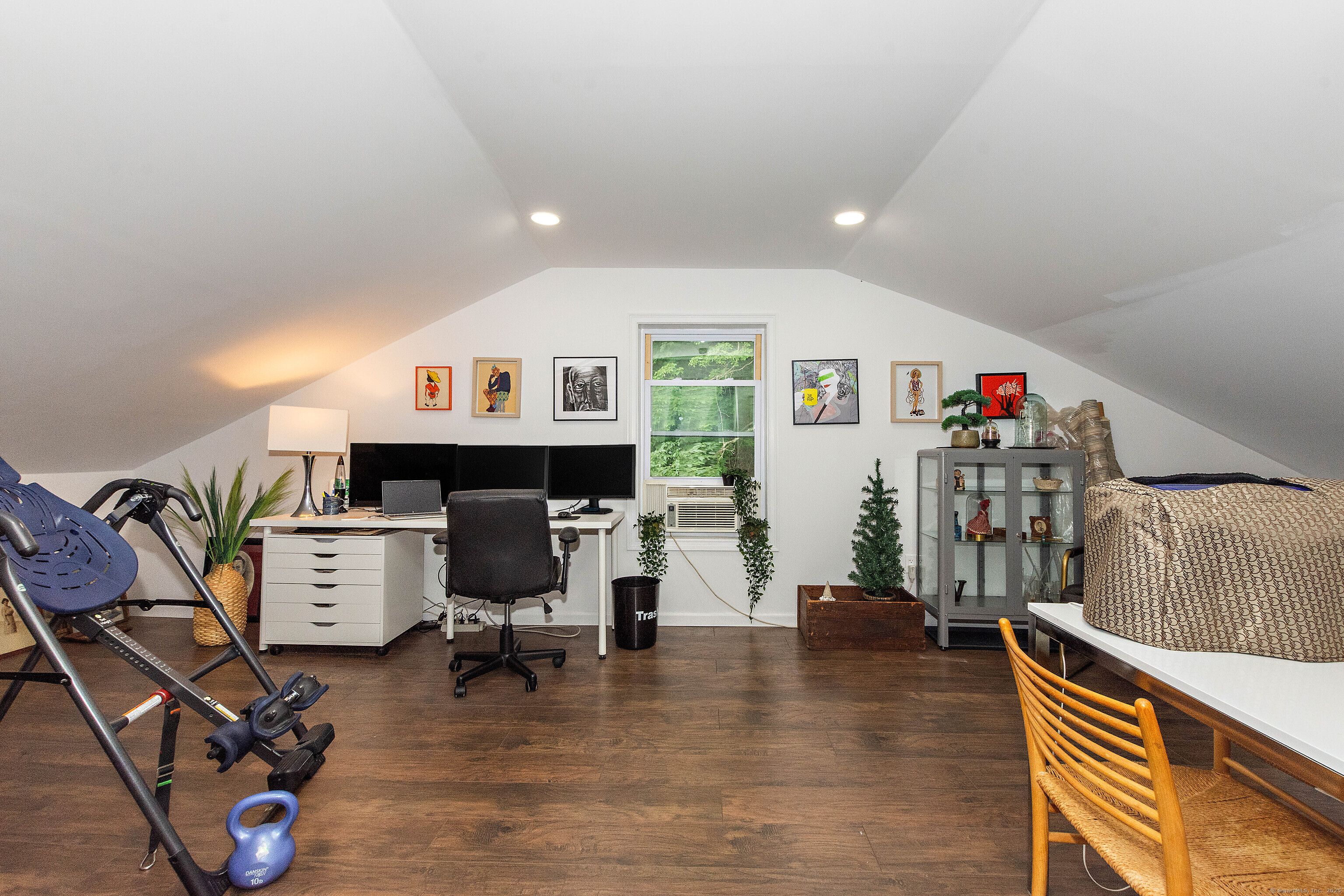 85 West Thames Street Norwich CT 06360