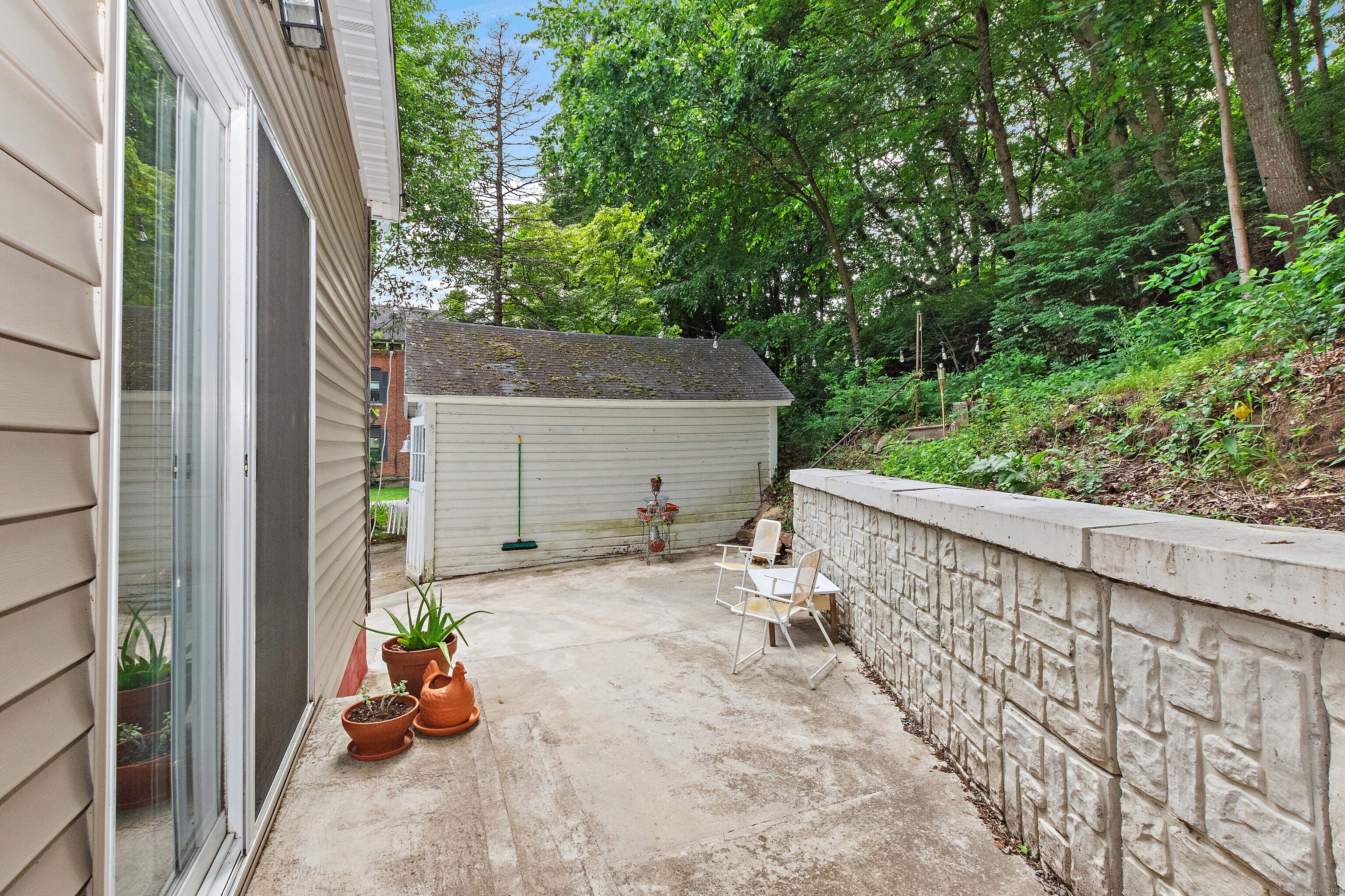 85 West Thames Street Norwich CT 06360