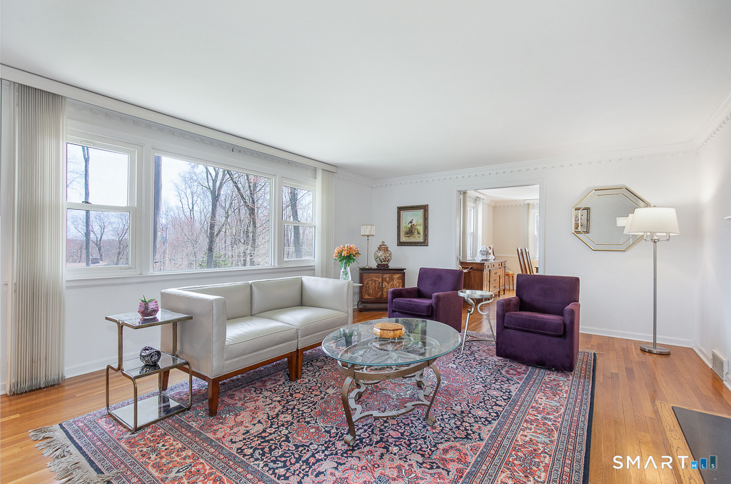 10 Edgehill Drive Woodbridge CT 06525