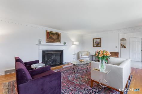 10 Edgehill Drive Woodbridge CT 06525