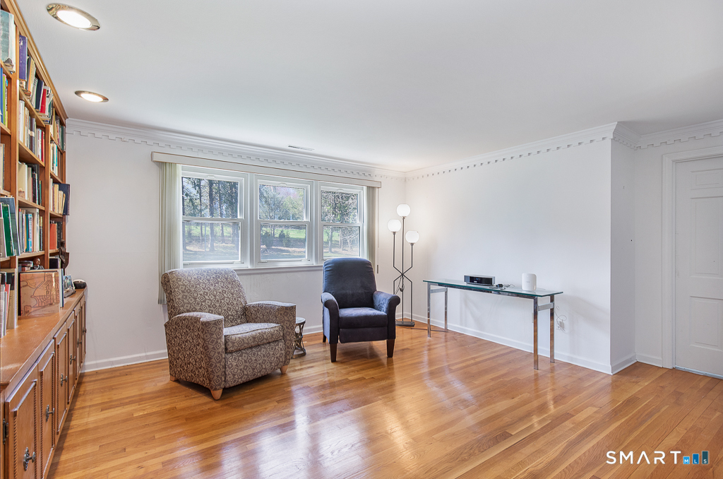 10 Edgehill Drive Woodbridge CT 06525
