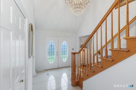 10 Edgehill Drive Woodbridge CT 06525