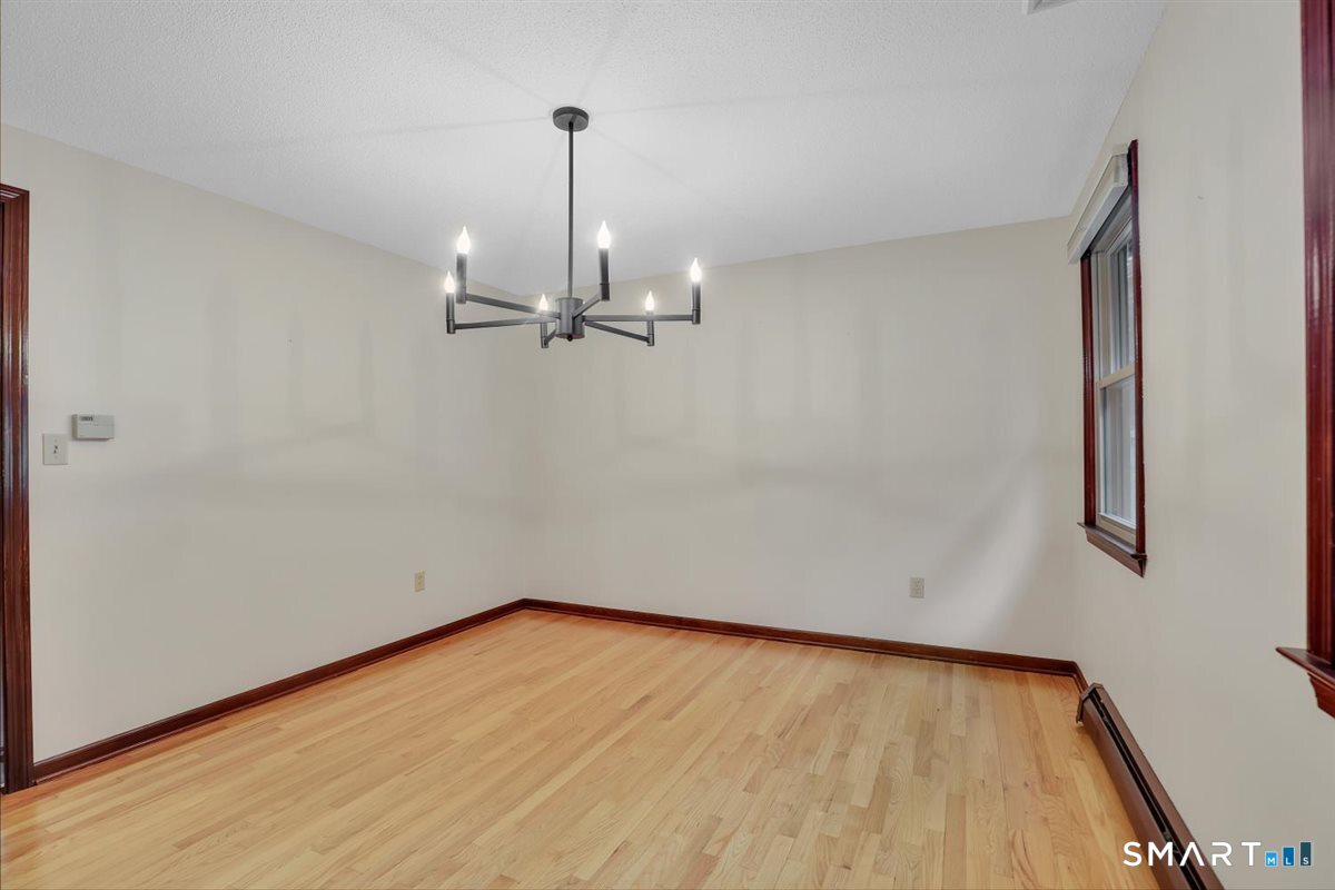 190 Valley View Road Manchester CT 06040