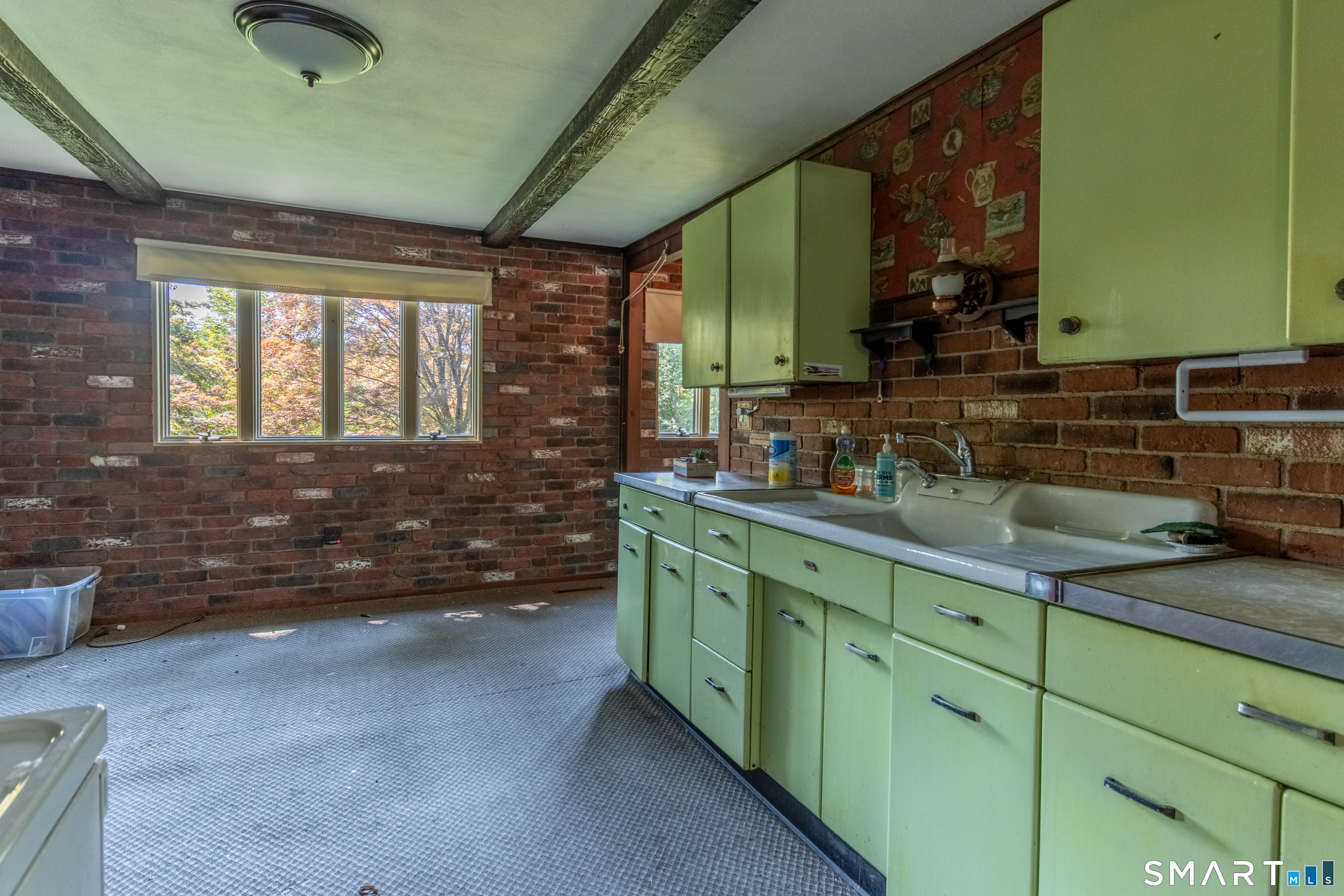 288 West High Street East Hampton CT 06424