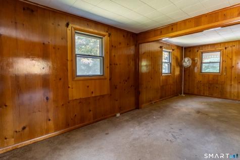 288 West High Street East Hampton CT 06424