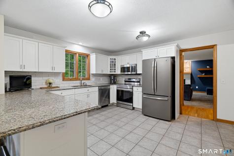40 Chatham Fields Road East Hampton CT 06424
