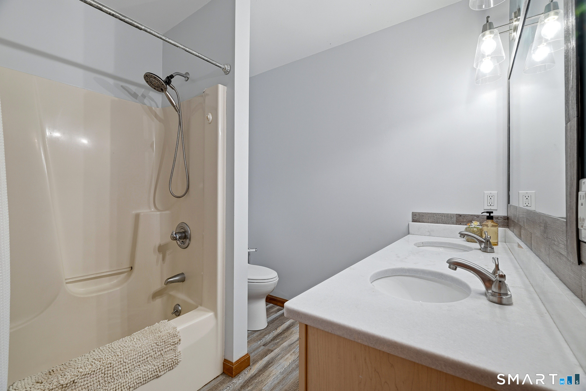 40 Chatham Fields Road East Hampton CT 06424