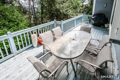 20 Dick Finn Road New Fairfield CT 06812